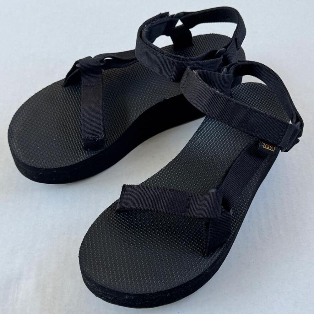 Teva midform universal sandals in